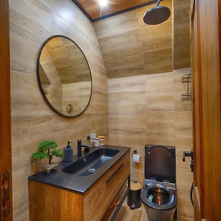 Rich House Chalet