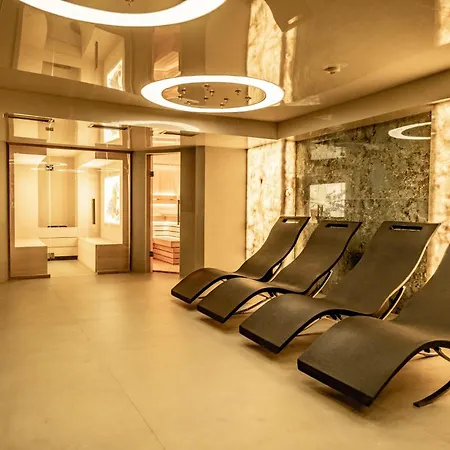 Rich House Шалета