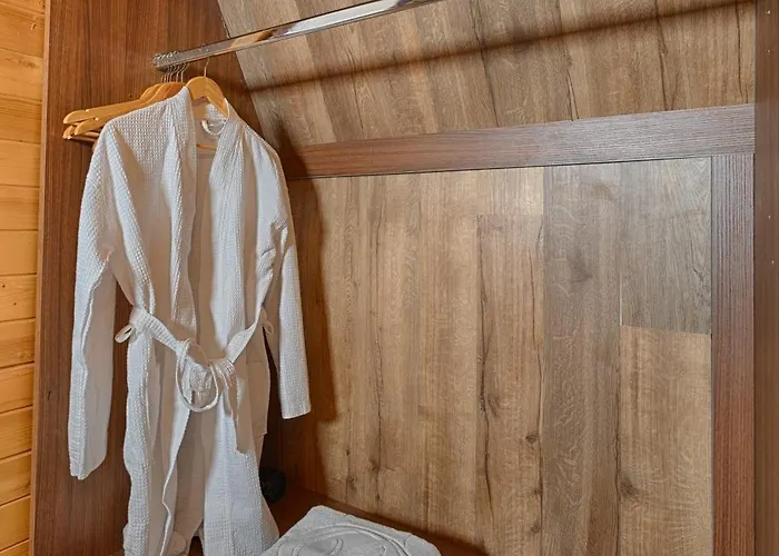 Rich House Шалета